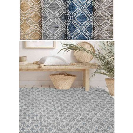 Pompeya outdoor rug with diamond pattern at alfombrasimperio1979.com