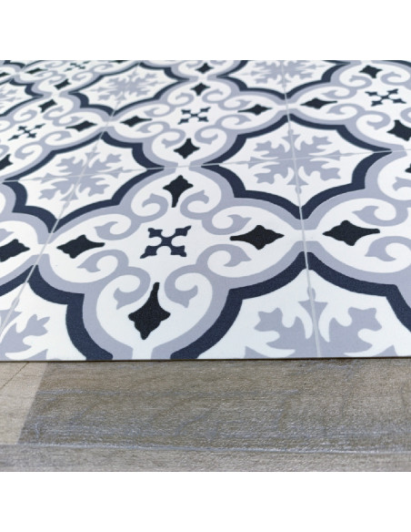 Estrella vinyl rug