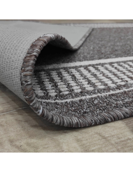 Runner rug