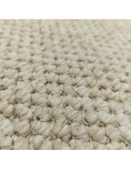 Small loop rug, knotted effect at rugsimperio1979.com