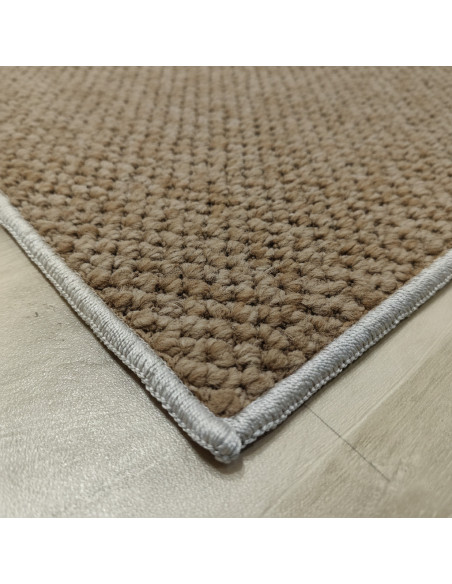 Small loop rug, knotted effect at rugsimperio1979.com