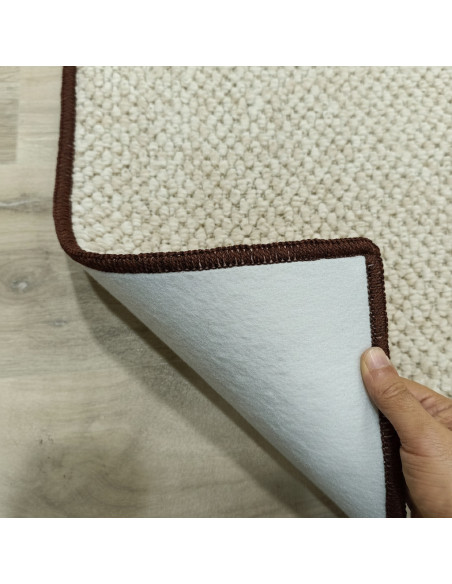 Small loop rug, knotted effect at rugsimperio1979.com