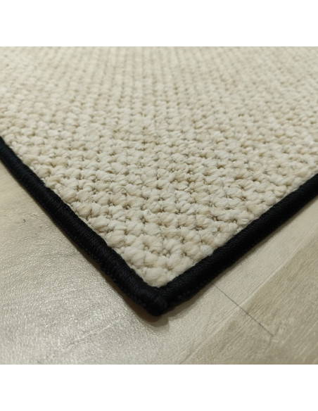 Small loop rug, knotted effect at rugsimperio1979.com