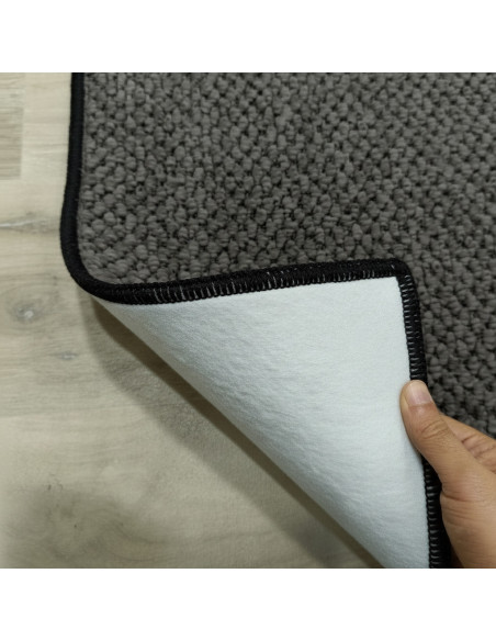 Small loop rug, knotted effect at rugsimperio1979.com