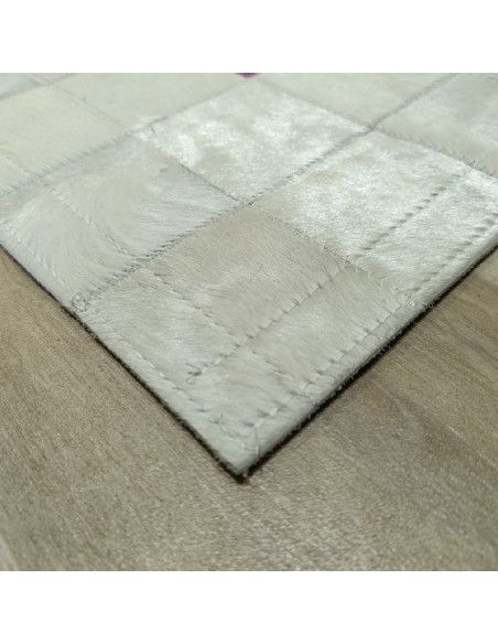 White Patchwork Leather Rug with Colors, at alfombras imperio1979.com.