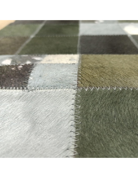 Alfombra de piel Patchword Gris Multi, en alfombrasimperio1979.com.