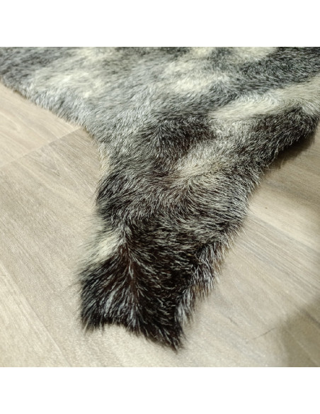 Canary Goat Skin Rug 🐐9
