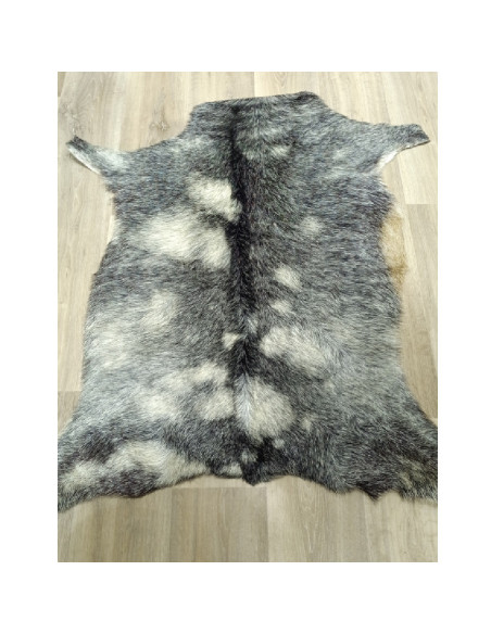 Canary Goat Skin Rug 🐐9